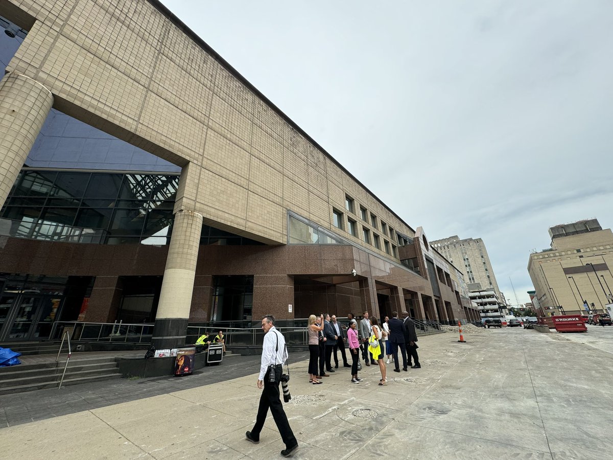 Marella Porter (@marellasp) on Twitter photo Cincinnati & Hamilton County leaders are kicking off the start of construction at the Duke Energy Convention Center. <a href="/Local12/">Local 12/WKRC-TV</a> Cincinnati & Hamilton County leaders are kicking off the start of construction at the Duke Energy Convention Center. <a href="/Local12/">Local 12/WKRC-TV</a>
