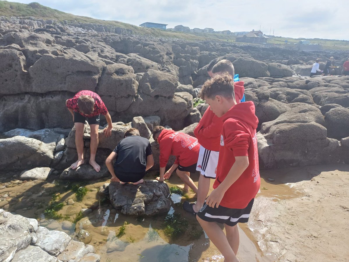 RinglandPrimary's tweet photo. Wonderful trip to the beach for Y6, paid for by the enterprise money they raised earlier in the year 🤩 💰 😎 🏖️ https://t.co/tsrAnVwlbz