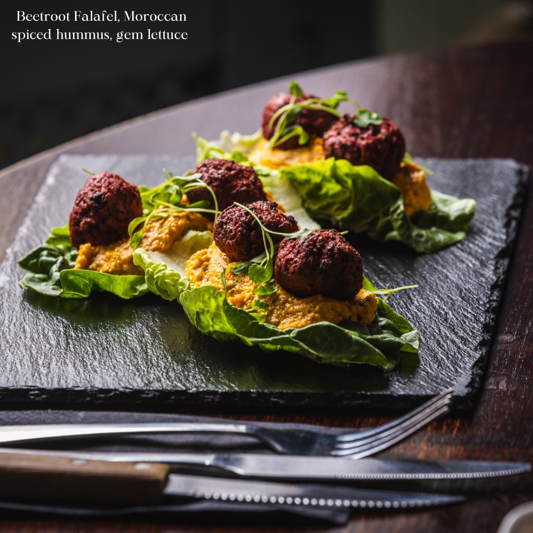 PiedInn's tweet photo. Our Lunch Set Menu's starters:
Honey & Mustard Glazed Chipolatas, Beetroot Falafel or Crispy Breaded Brie Wedges.
What will you pick?
#Chester #ChesterPub #ResturantInChester #TraditionalPub #LunchMenu #FoodieFaves #FoodieLife #TastyStarters #FoodieFinds https://t.co/k9jYdU24Xc