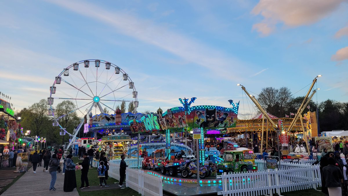 visit_leicester's tweet photo. The @bbfunfair is back in Abbey Park for the summer. All the way through to the 26 August. 1-8pm during the week and 12noon to 8pm at the weekends! The perfect way to get rid of some of that pent up energy!

#visitleicester #leicester #summer #summerholidays https://t.co/dvpxFM3eWX