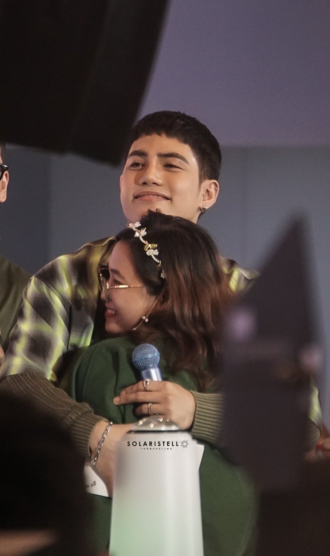 Chloe 🫂 tweet media