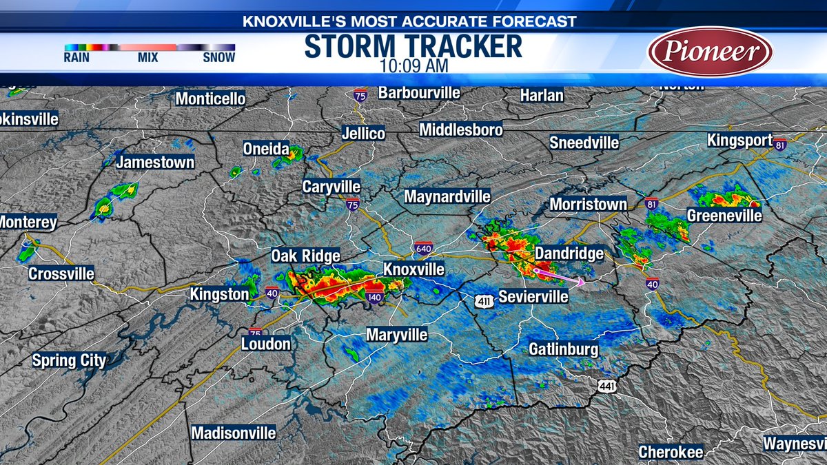 VictoriaCavWx's tweet image. I am tracking a few thunderstorms right now across East Tennessee. Heavy rainfall and frequent lightning will be possible. Take it slow on the roads! #TNwx #WATEwx