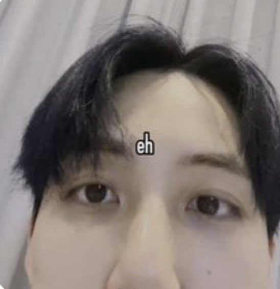 imsokeren's tweet photo. Eh- sama sama kepencet 😦

#CSD #CaratSelcaDay #SEVENTEEN #JEONGHAN #세븐틴 #윤정한 https://t.co/kxI2UzRnpp