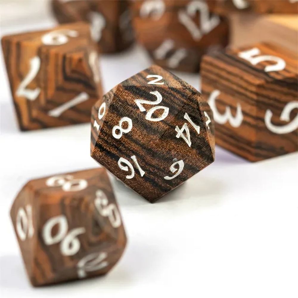 Zebrawood dice sets are back in stock! Use #promocode "GEEKWOOD" for $5 off wood dnd items at geekwood.ca  🎛 🎛 #DnD 

geekwood.ca/collections/wo…