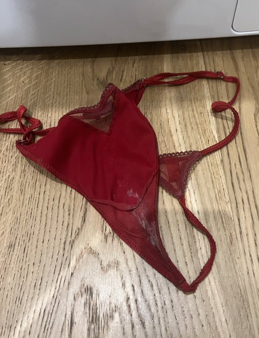morenolima3's tweet photo. seguidor @SexBomb00690 nos envia este rico aporte que les parece que rico deja esa tanguita rt envien sus aportes al privado https://t.co/5OoVX9OVay