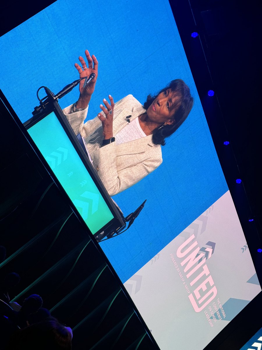 Christy Coloutti tweet media