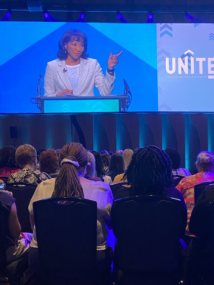 Day 2 of the NAESP conference. ⁦<a href="/NYCESPA/">NYCESPA</a>⁩  ⁦<a href="/District5NYC/">NYC District 5</a>⁩ ⁦<a href="/HTLC154/">CS154</a>⁩ #Principalsunited
