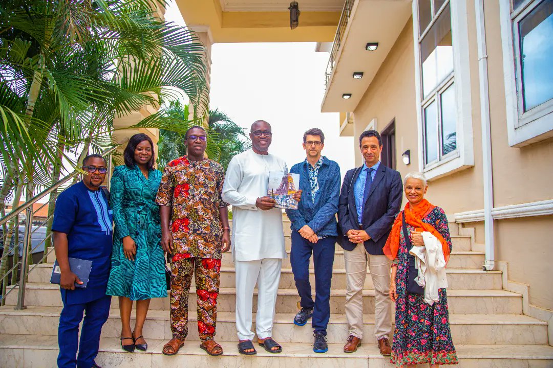 IITA_CDO's tweet photo. Strengthening Partnerships for Competency-Based Agricultural Education: The WATEA Project team visits Governor Seyi Makinde in Oyo State.
Learn more: https://t.co/pnDn6uqDkw
#WATEA #franceinnigeria #IITA #WomenInAgriculture https://t.co/aaylk1jtdG