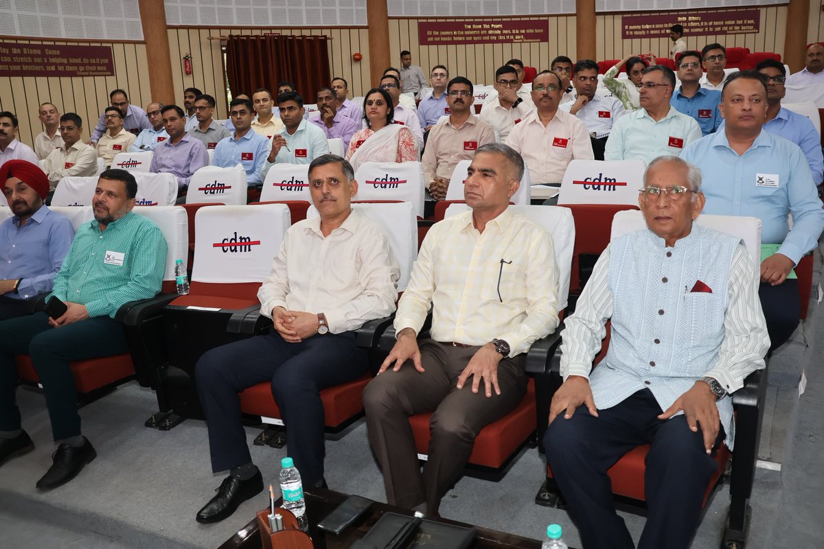 dprohyd's tweet image. Lt Gen SRR Aiyengar PVSM, AVSM, VSM (Retd) delivered a lecture on &apos;Ancient Indian Knowledge System&apos;  at Forum for Indian Strategic Culture and Thought of #CDM_IDS sharing valuable insights from his book &apos;Wisdom of the Ancients&apos;.
#AIKS #AncientIndianKnowledge #CDM_IDS