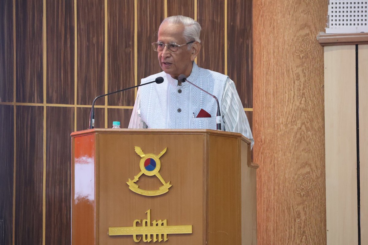 dprohyd's tweet image. Lt Gen SRR Aiyengar PVSM, AVSM, VSM (Retd) delivered a lecture on &apos;Ancient Indian Knowledge System&apos;  at Forum for Indian Strategic Culture and Thought of #CDM_IDS sharing valuable insights from his book &apos;Wisdom of the Ancients&apos;.
#AIKS #AncientIndianKnowledge #CDM_IDS