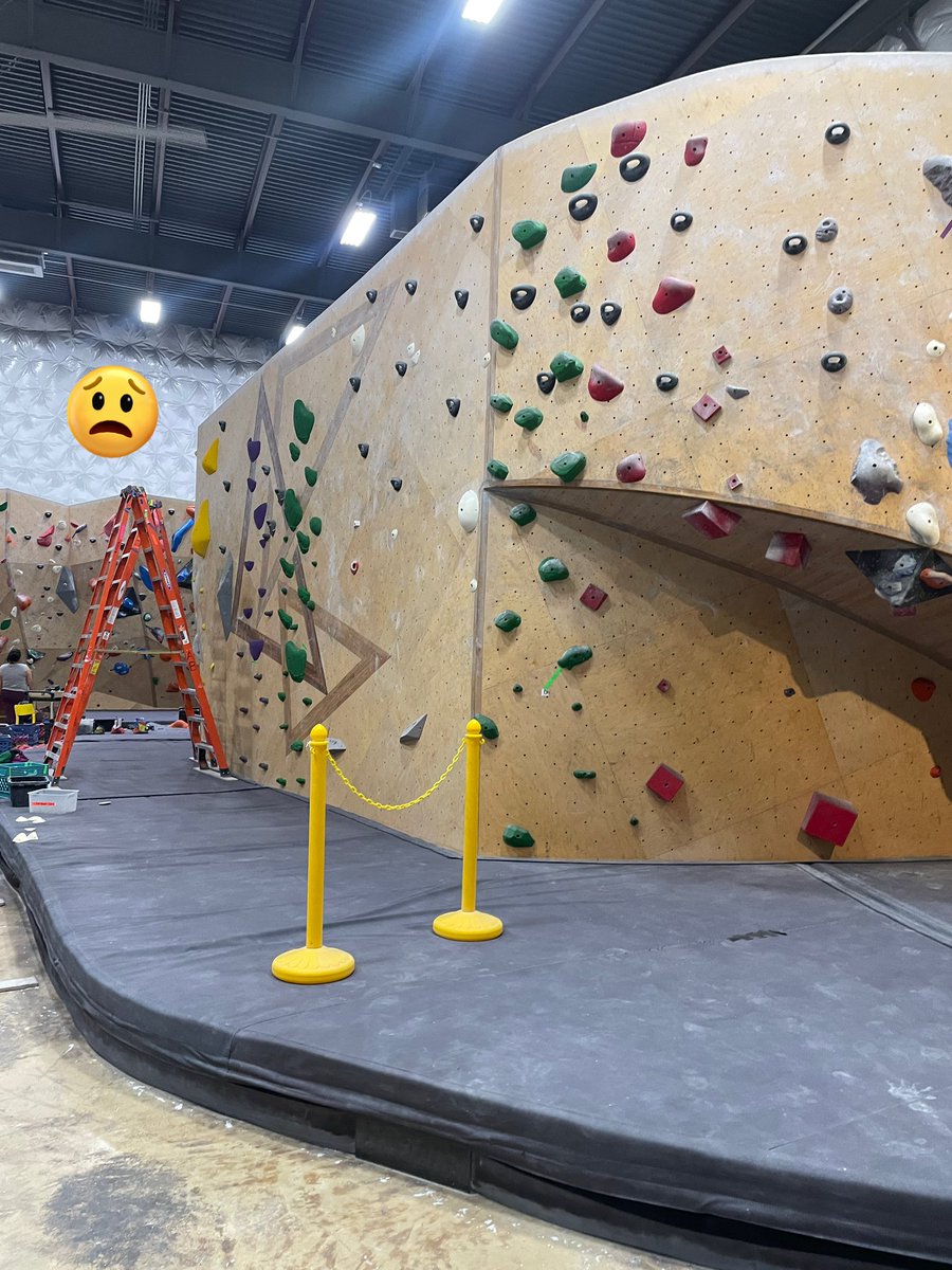 sandcats33's tweet photo. 6am climb, they took my project down https://t.co/UV3C3XmvhB