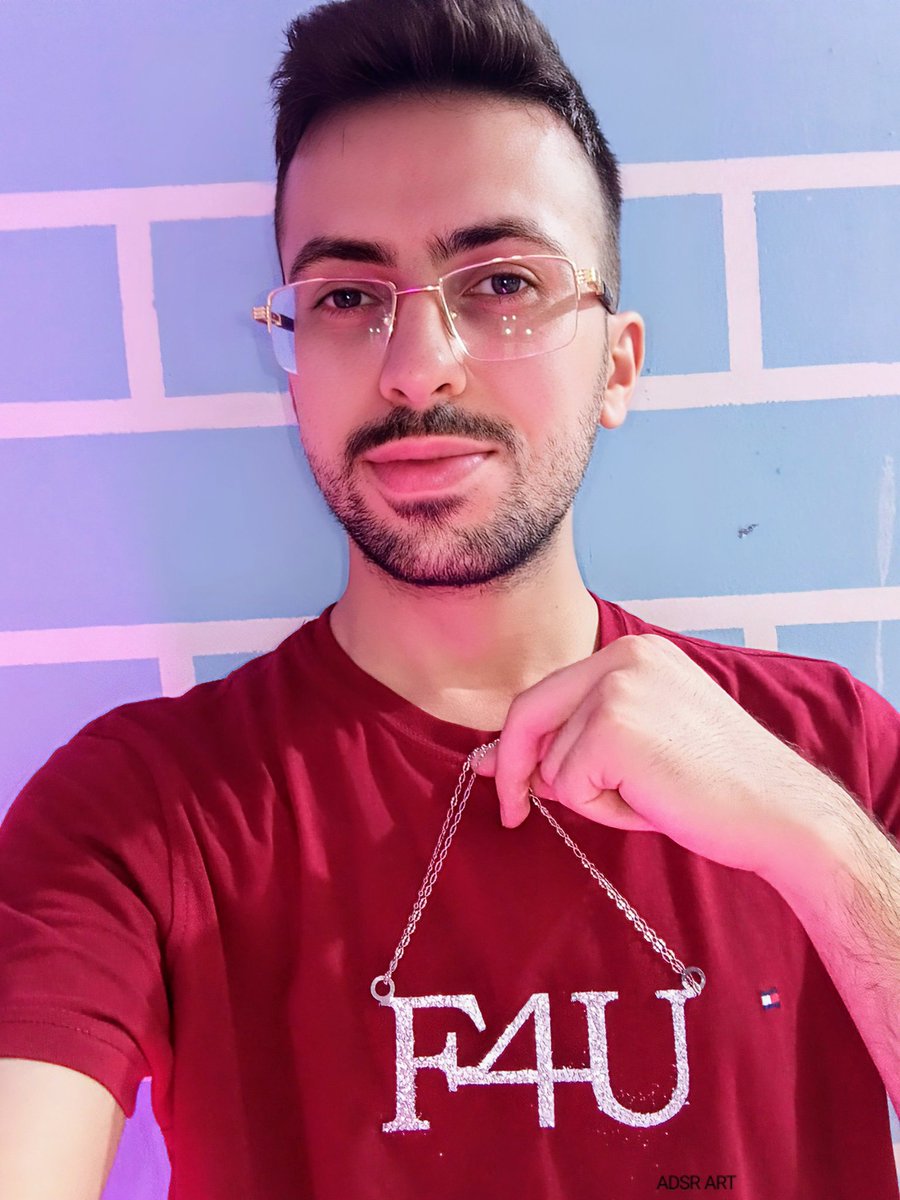 ADSR_Art's tweet photo. New Art to Our Queen @NICKIMINAJ 👑💎🎨
I hope you notice me Queen, Barbz some support please 🥺
Necklace x chain ⛓️💎
#Falling4U #F4U 🍂🌺 https://t.co/Cq06bLcu5s