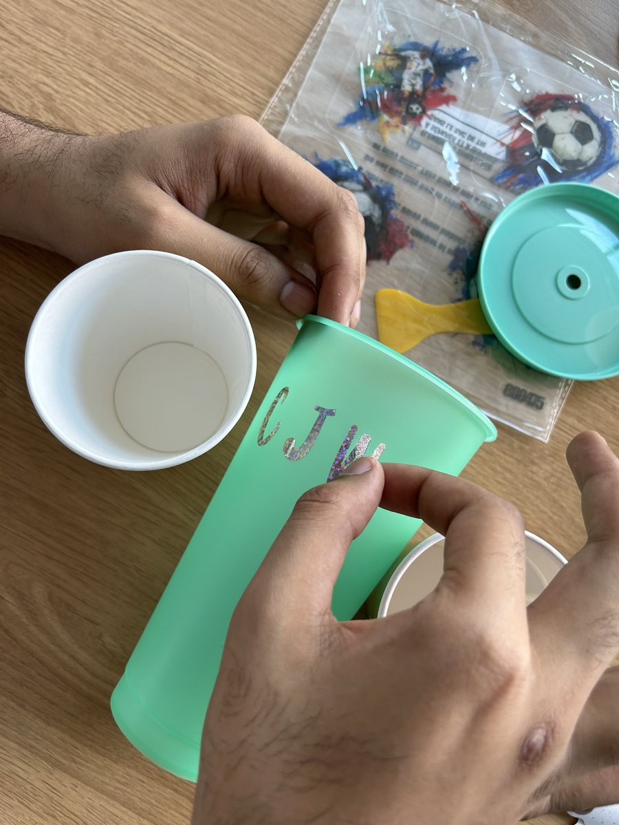 NickiKershaw87's tweet photo. A couple of the lads on ribble ward have been making their own positive mental health tumblers today @WeArePendleview @WeAreLSCFT #teamribble https://t.co/WJadM7mz7S