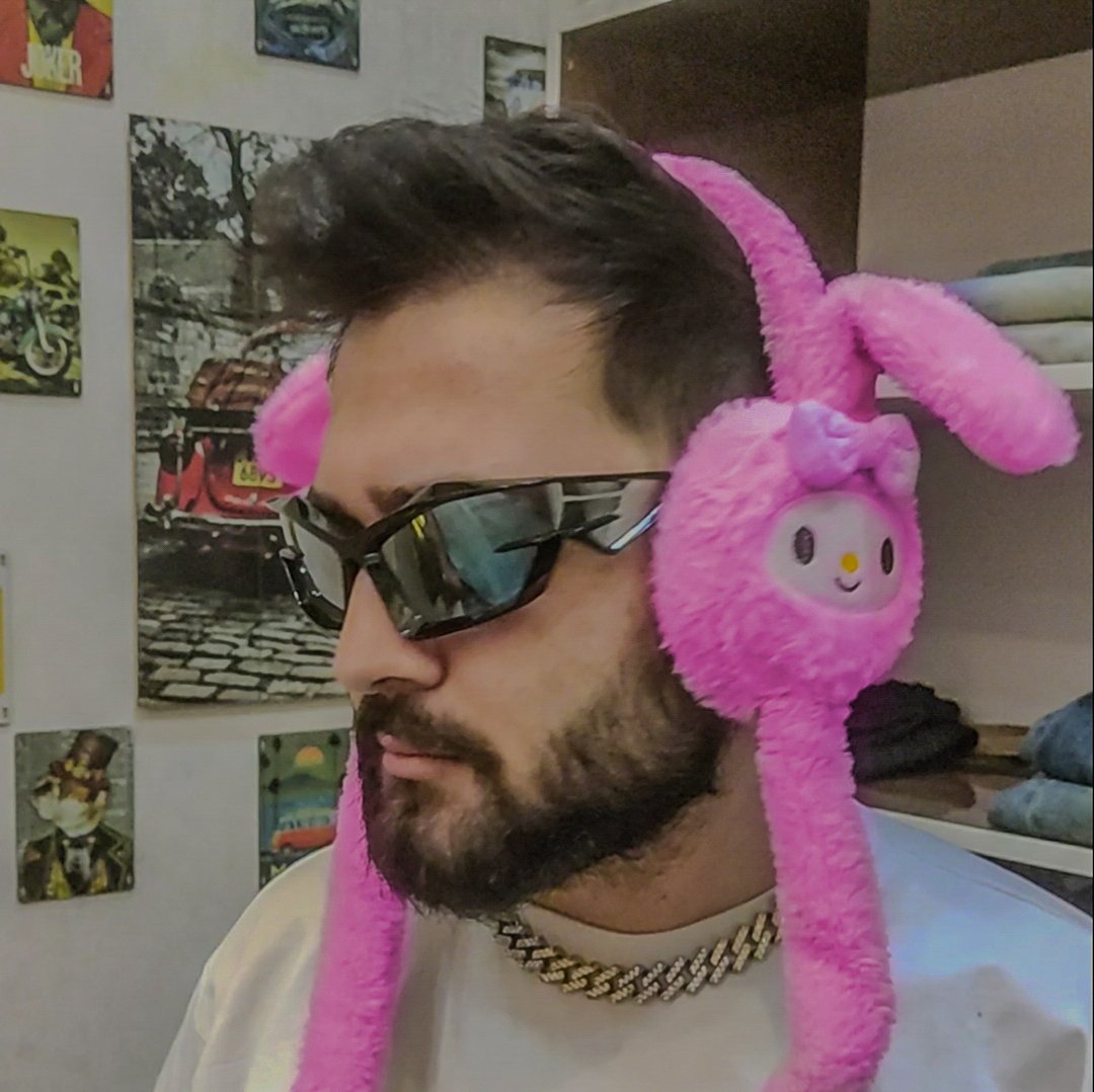 دختری ک بوس بوسیم نکنه، کنسله💅🏻😌