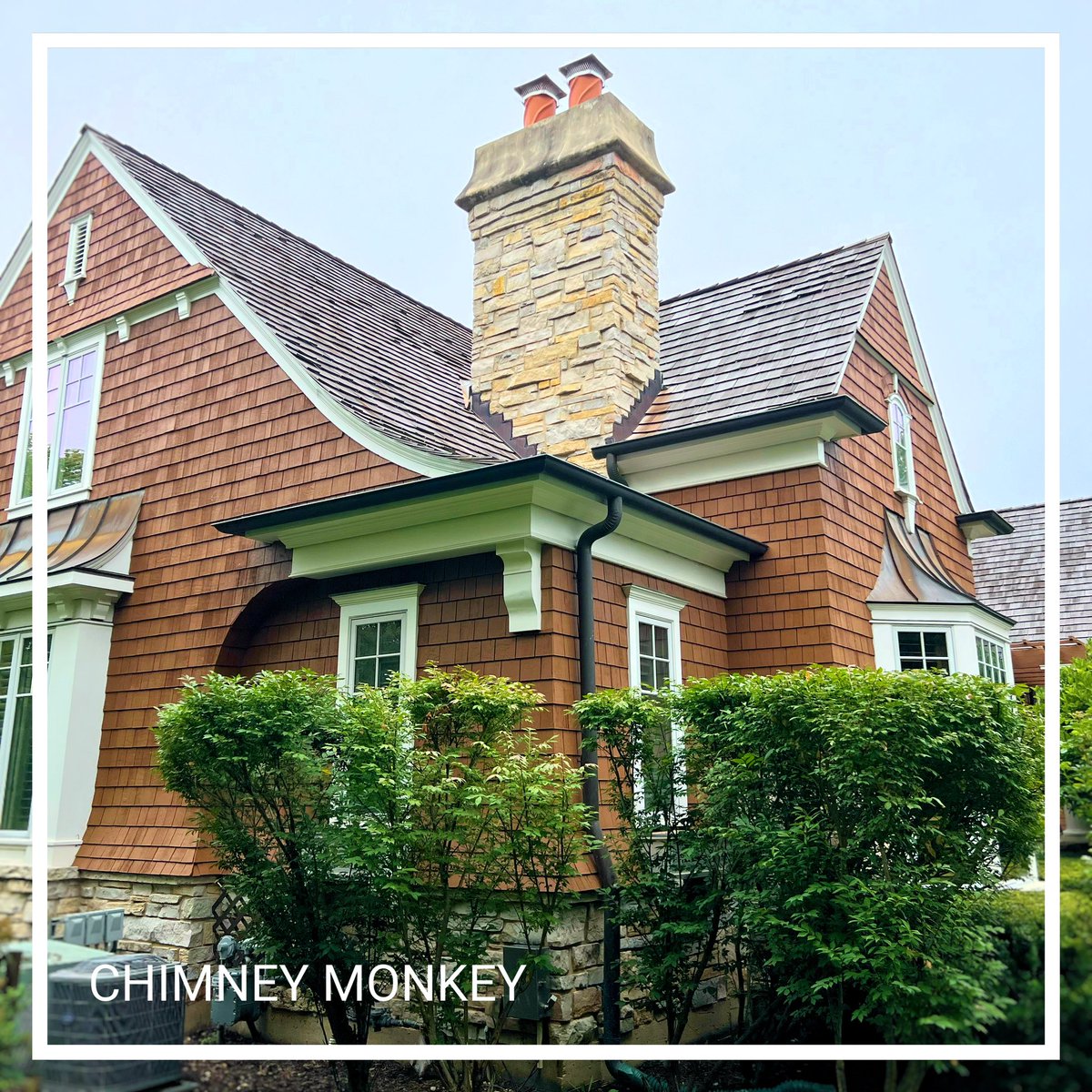 ChimneyMonkeys's tweet image. Chimneys are beautiful in Lake Bluff, IL! At Chimney Monkey, we help maintain and restore these gems. Call us at 847-994-4388 to schedule your service. #LakeBluffIL #ChimneyCare #ChimneyMonkey