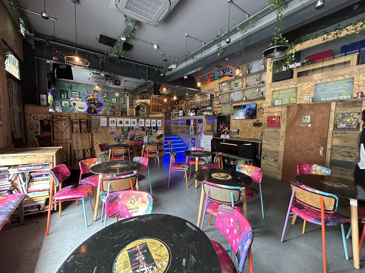 ukstartupweek's tweet photo. We’re excited about making @DiegosJoint one of the main venues for Day 2 (‘Getting Started’) of our 5-day #SunderlandStartupWeek festival in June 2025!
(Find out more & get your ‘Super Early Bird’ 5-day ticket now for just £50 at https://t.co/YLY9jVHCMd) ⭐️ https://t.co/4ehPxxoVI3