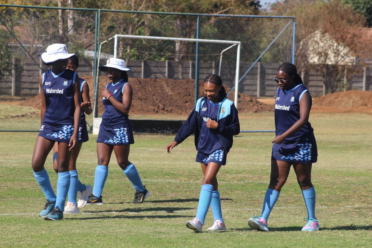 Watershed1987's tweet photo. #Zizimoto #WatershedCollege  Highlights of the Girls Hockey match vs Hellenic.
The teams played exceptionally well. https://t.co/5SneilNPbn