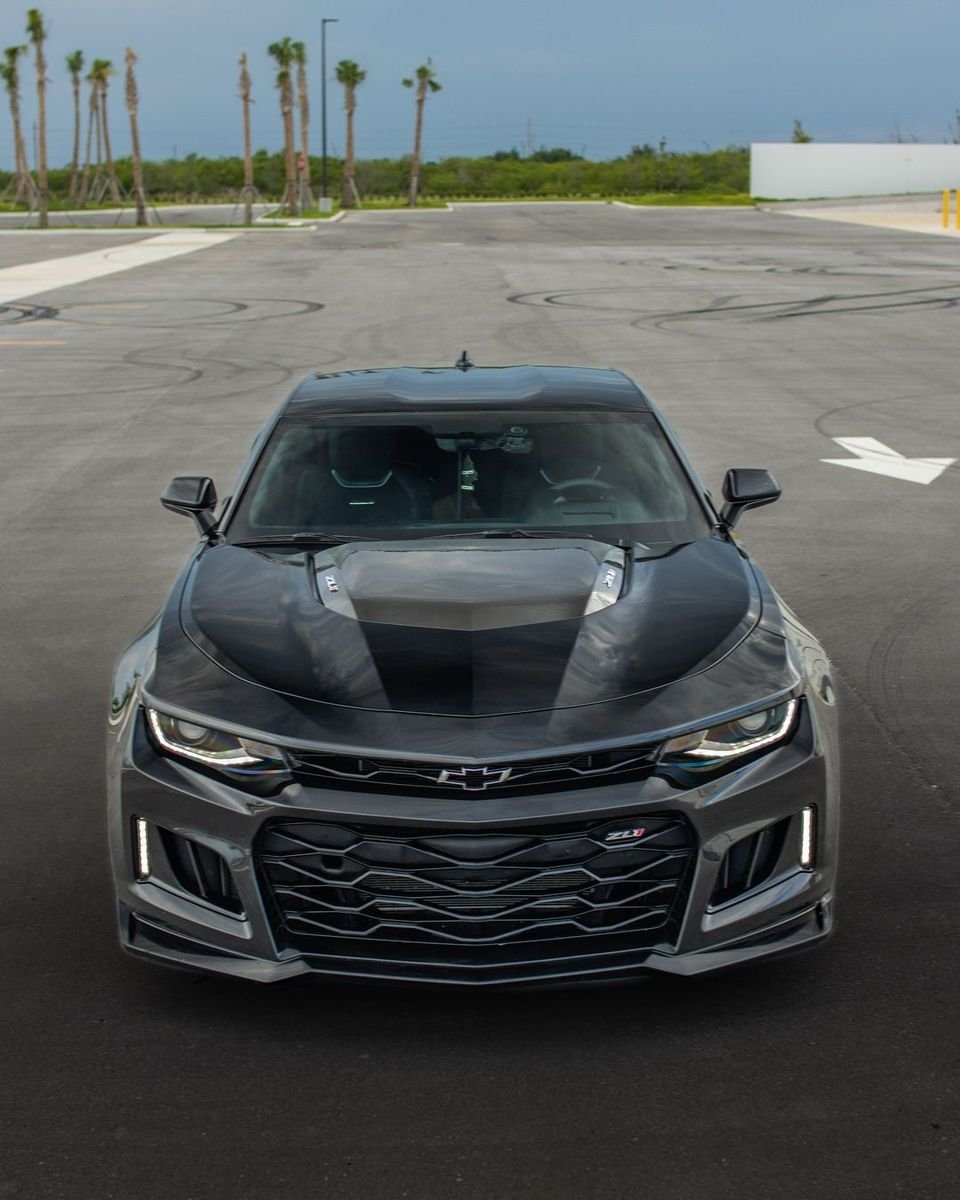 Earnhardt_Chevy's tweet image. All about the details. #CamaroZL1 
📸: @mediabycb // 🏎️: @jaimegar06