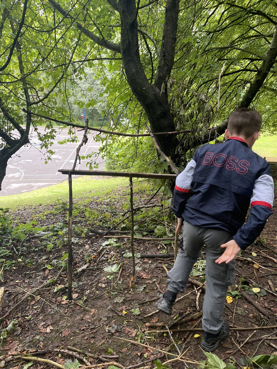 BWPforestschool's tweet photo. Year 5/6 having a great time at forest school this afternoon 🦚 https://t.co/BNjKdR7SX7