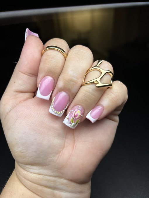 Handjob hand!🤭😏 https://t.co/UgW3XlFWeN<a href="/tag/mvsales"class="tags"><span>#mvsales</span></a>