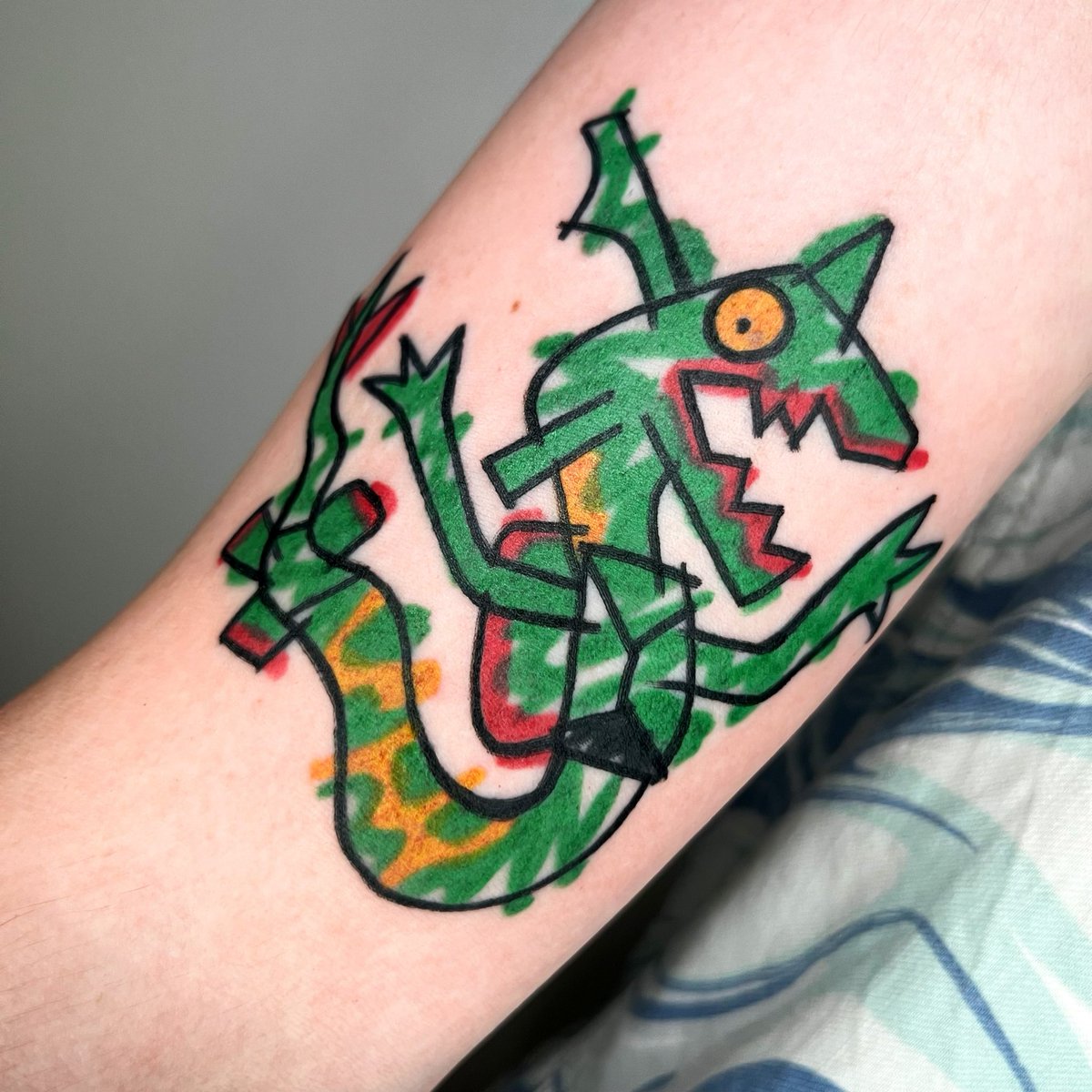 Meerie_tattoo's tweet image. Raykza is here