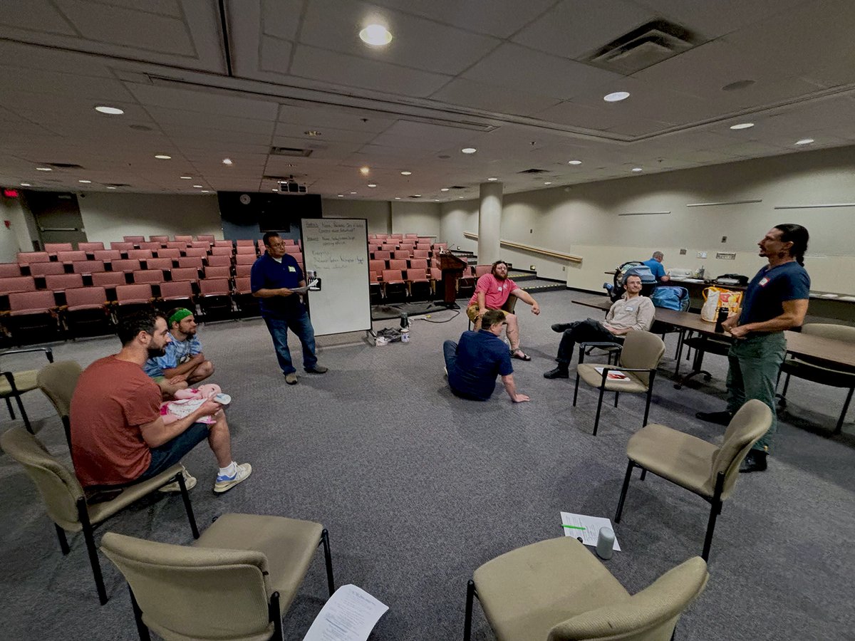 DadsofDGCO's tweet image. It was a blast on Saturday returning to Boot Camp for New Dads at @lmhorg. Our board members had a great time with the veteran and rookie dads, who were able to get some hands-on experience with a baby amid other important conversations about how to care for their families.