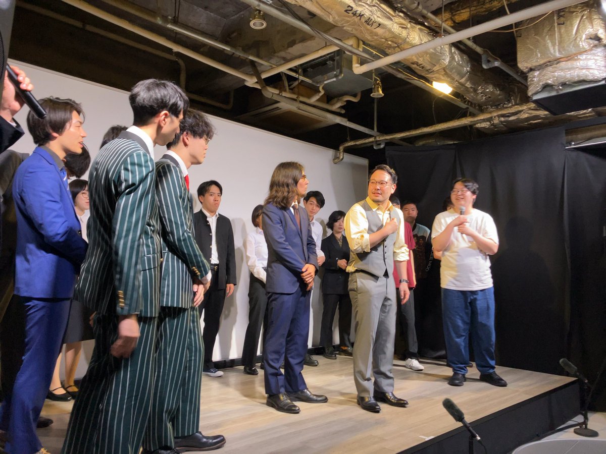 tcdng75's tweet image. 2024年07月16日(火)
OPEN CLASS vol.1
鯨CROWNは見た目と音にインパクトが有るいい音曲漫才
森左近はどうかしていて最高
ジェームズは京阪電車を知ってると更に面白い
ばかんすと絶景百選は流石
巻きで時間が余っていたので次回は組数増希望
(敬称略)
#OPENCLASS