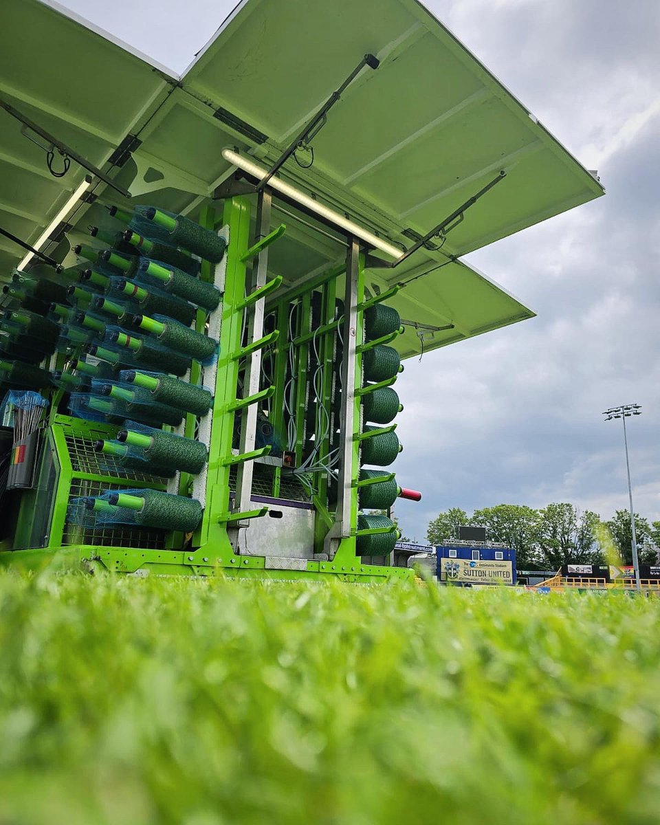SportsturfM's tweet photo. We have been stitched🪡🧵🌱

Thank you @SISPitches and @MJAbbottLtd 🙏

#artificialgrass #artificalgrassinstallation #grass #sisgrass #sisgrasspitch #sew #sewing #turf #turfgrassexperts #pitch #football https://t.co/NYjCss1Bx6