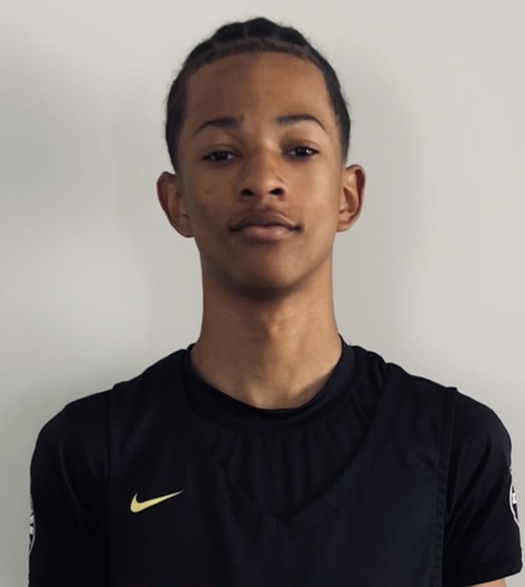 CanadaTopflight's tweet photo. Class of 2029 G BRANDON BELL has committed to our JR team for 24-25 season @DrewEbanks @circuit_jr @OntarioSBA @Tisinthehouse @DwightJames11 @ottawahoops @OttawaElite @DreamCanadaAAU @StPiusXOCSB https://t.co/9hXXOx0o8D