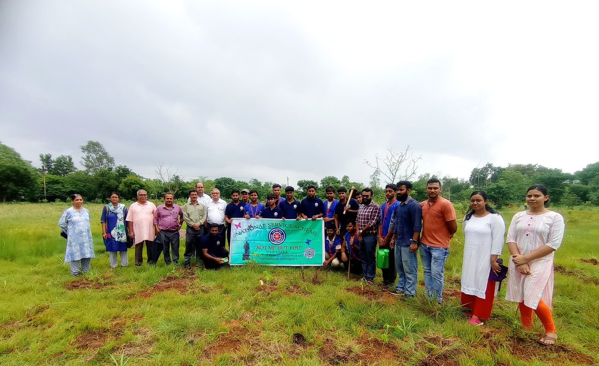 dblab_endophyte's tweet photo. "Aranya Saptaha" 2024 program plantation on 16.07.2024 https://t.co/OdBfTrfTgC