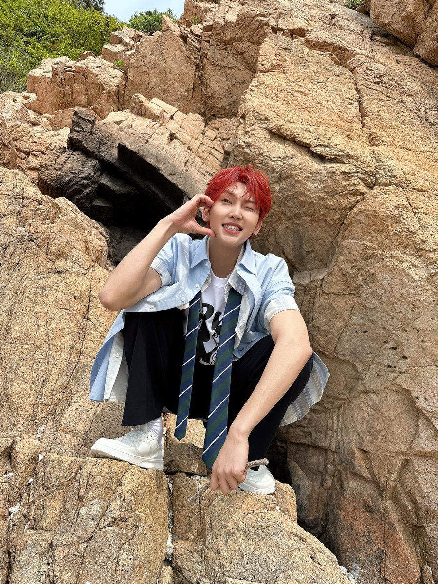 WAKER_official's tweet photo. 드디어 컴백!!
바초쉐 많이 들어줭😘 
이번 활동도 잘 부탁해ㅎㅎ❤️

#WAKER #웨이커 #ウェイカー
#고현 #KOHYEON #コヒョン https://t.co/NHm9vcecbY