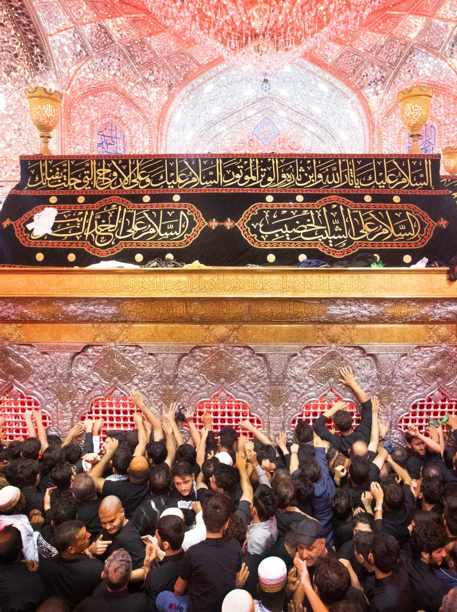 ShokoufehAliza2's tweet photo. بأبي أنت وأمي یا اباعبدالله  💔
#حب_الحسین_یجمعنا
#Hussain https://t.co/EEo5AEVeuf