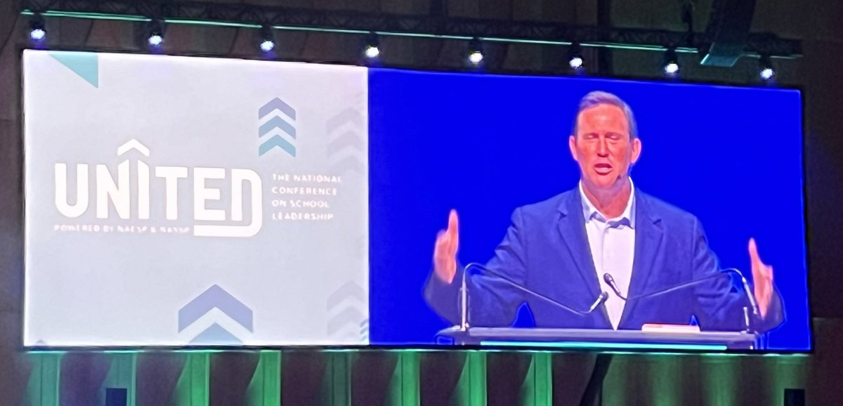 Inspiring Key Note by Jon Gordon! It’s all about Connection!! #principalsUNITED <a href="/JonGordon11/">Jon Gordon</a>