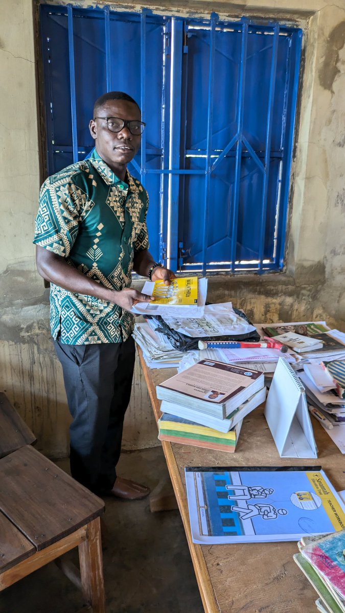 Helen Skelton (@drhskelton) on Twitter photo A very different end to the year visiting #SavannahEducationTrust schools in Lawra, Upper West Ghana. A real privilege to see so many motivated teachers & students, and great to see <a href="/WALKTHRUs_5/">Walkthrus</a> being used effectively to support coaching CPD thanks to <a href="/JohnCattEd/">John Catt Educational from Hachette Learning</a> & <a href="/teacherhead/">Tom Sherrington</a>. A very different end to the year visiting #SavannahEducationTrust schools in Lawra, Upper West Ghana. A real privilege to see so many motivated teachers & students, and great to see <a href="/WALKTHRUs_5/">Walkthrus</a> being used effectively to support coaching CPD thanks to <a href="/JohnCattEd/">John Catt Educational from Hachette Learning</a> & <a href="/teacherhead/">Tom Sherrington</a>.