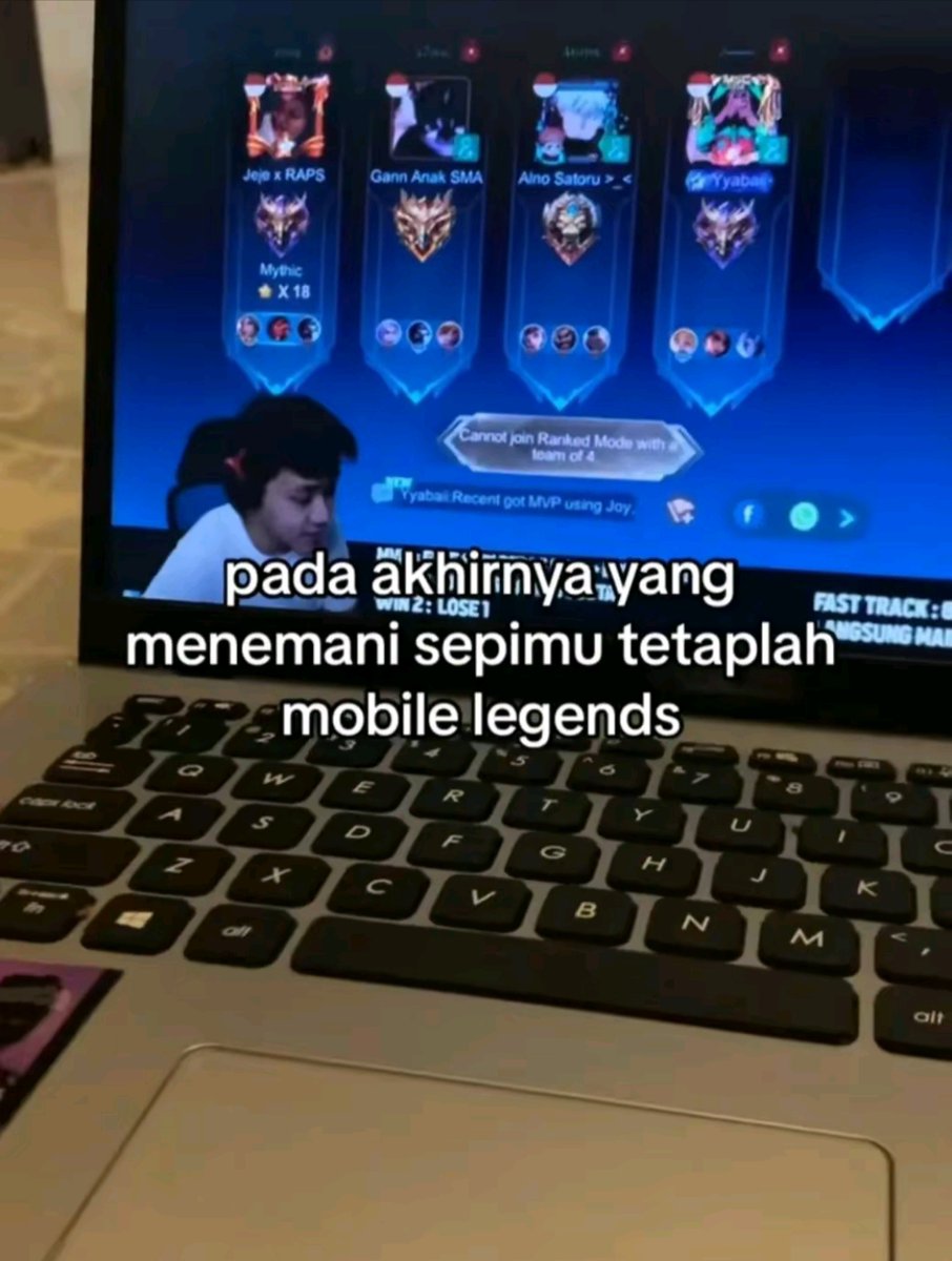 basemole's tweet photo. haha can relate banget mole! https://t.co/H6hVUEPp5s