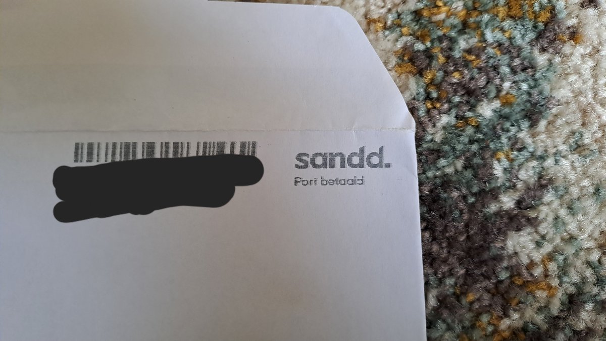 Yvettevdk's tweet image. Misschien weet u nog wanneer dit bedrijf #Sandd op z'n eind liep? 😅
Papieren uitgezocht die ik al jaren mee sleepte en blijkbaar allang weg konden... Het ruimt lekker op kan ik zeggen 👌🏼