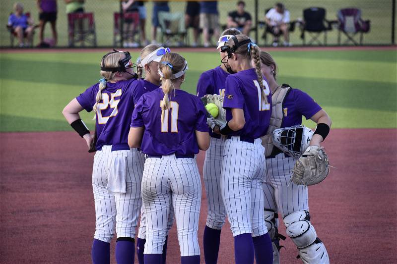 Johnston Softball tweet media