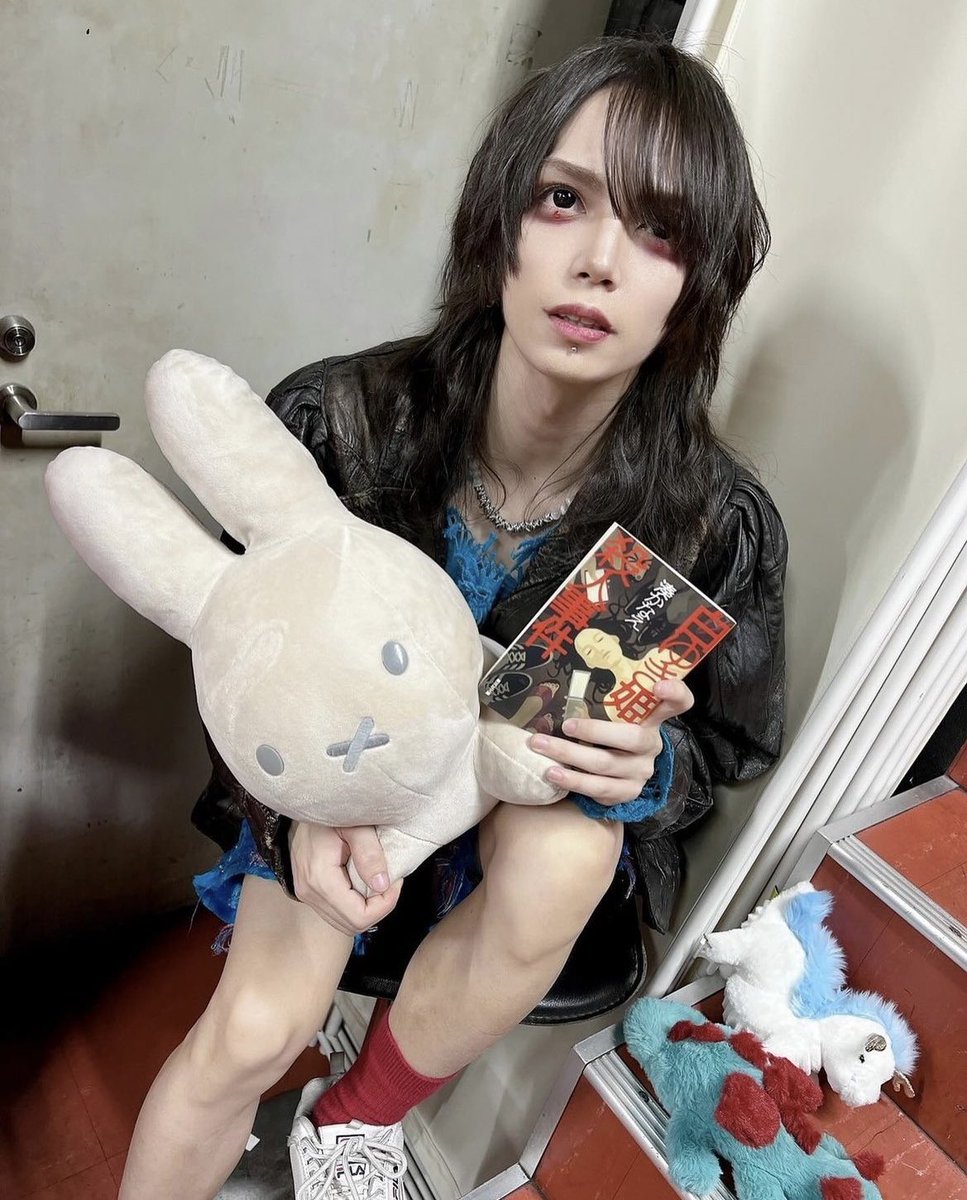 DE55ERT's tweet photo. long time no see choice 👋 hope usa choices are having fun on this tour~ i'll take a break from this account for a while, although i've already been inactive... enjoy pictures of my recently-promoted honmei noaka ♡ he's been brightening my days lately
see you later choice! https://t.co/X6tXmH8Sqv