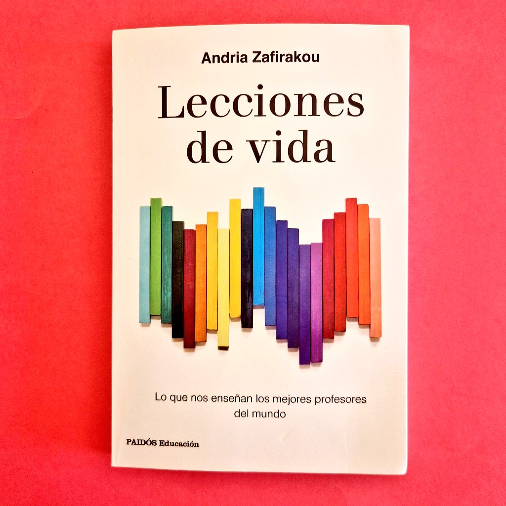 #librodeldía. La docente inglesa <a href="/Andriazaf/">Andria Zafirakou</a>, ganadora del Global Teacher Prize 2018, conversa con treinta de los mejores profesores del mundo y comparte con todos ellos la sabiduría adquirida durante años de trabajo con alumnado de todas las edades. <a href="/EdicionesPaidos/">Ediciones Paidós</a> #docencia