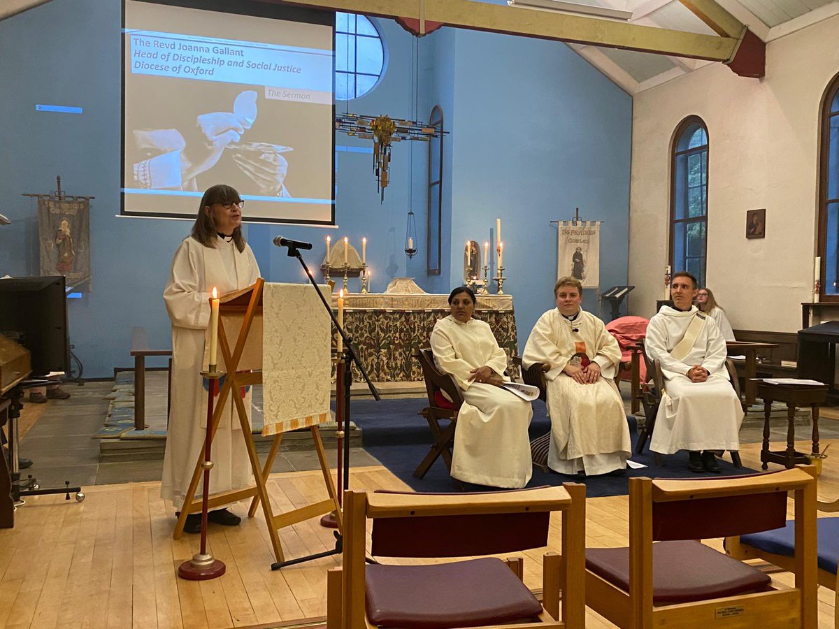 CowleyTeam's tweet photo. A joy to worship together as a Deanery last night at St Francis of Assisi, Hollow Way - huge thanks to all who attended and served, and especially to the Revd Joanna Gallant, Head of Discipleship &amp; Social Justice @oxforddiocese for her inspiring and encouraging message. https://t.co/ayMs9Xvsfc