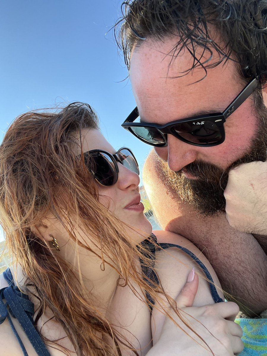 regina_ham's tweet photo. Get you a man who doesn’t order anything with shrimp in it because he knows he wants to kiss you and your allergy is a pain in the butt https://t.co/puD9dwbJdd