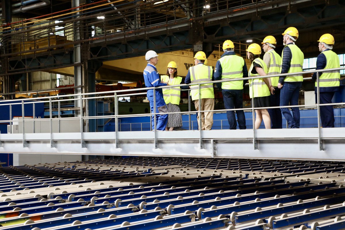 C_MORANCAIS's tweet image. Les Chantiers de l’Atlantique sont intimement liés à ce qui fait l’identité et la force de notre région : une ambition industrielle et une ambition maritime. Ils font notre fierté !
Ce fleuron de notre région cristallise aussi les enjeux de notre temps : la décarbonation et le…