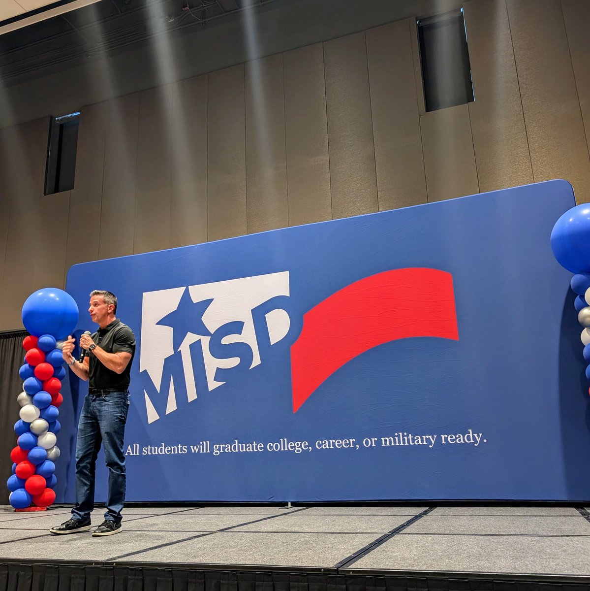 muniz_tech's tweet image. Excited to kick off the morning at the MISD Leadership Summit! Looking forward to a day of learning and meaningful connections. @Midland_ISD @midlandisdtech  #MadeinMISD #LeadershipMatters #LeaderahipSummit24