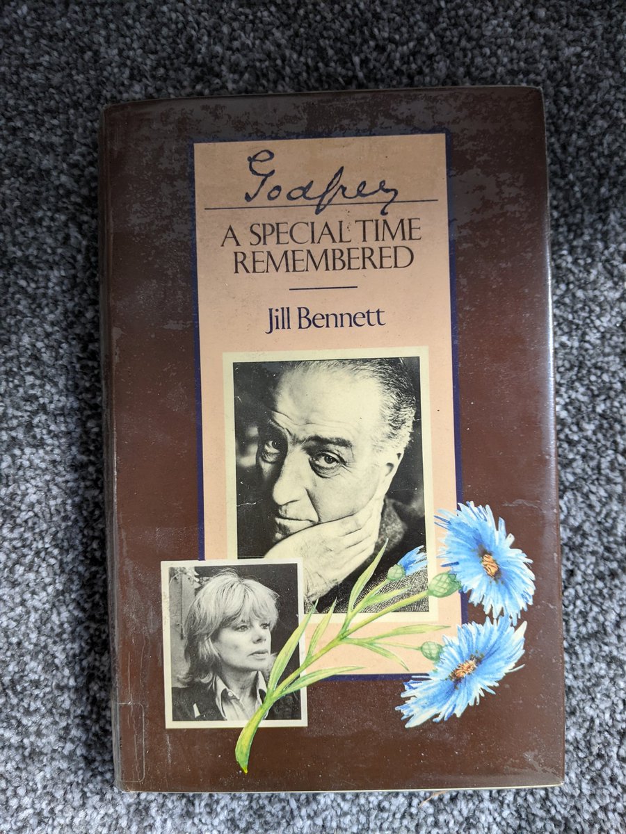 daveainsworth63's tweet photo. This is a great read. An examination of the great British actor Godfrey Tearle written by the actress who loved him, Jill Bennett #GodfreyTearle #JillBennett https://t.co/l8CkPh3UVu