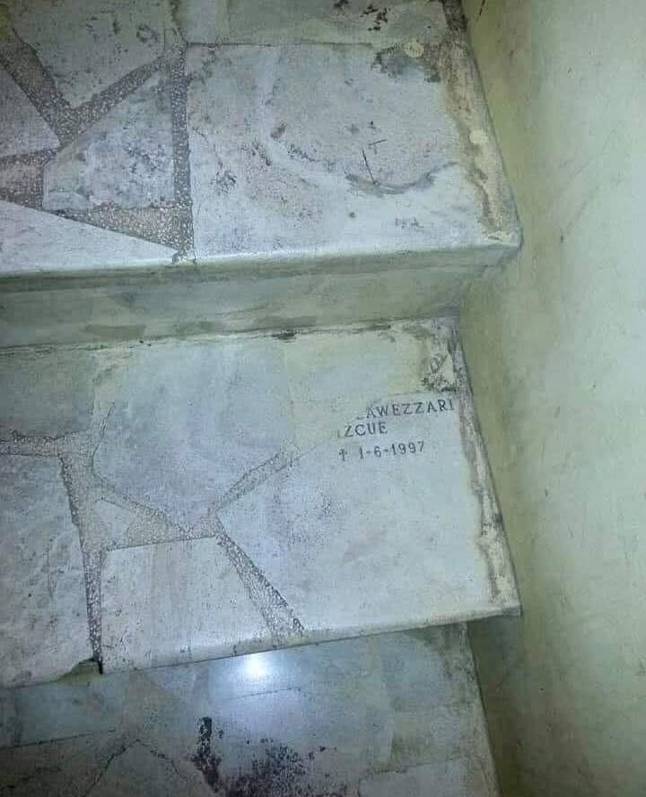miramar_di29081's tweet image. Cuando tienes un amigo que consigue el mármol barato