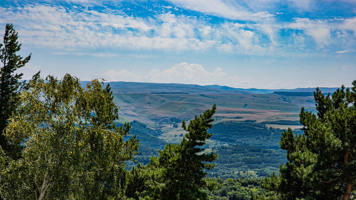 whccska's tweet image. 📷 А это база ФГБУ «Юг Спорт» на высоте 1240 метров в Кисловодске — посмотрите, среди какой красоты тренируется наша команда!
