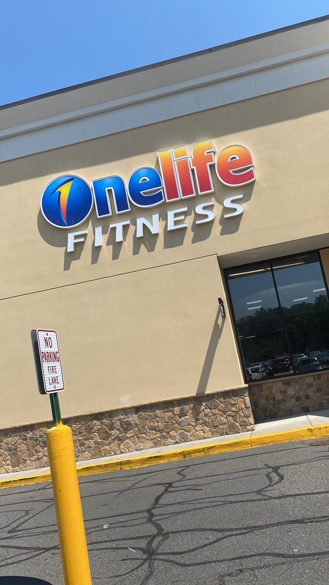 ashonzay_7's tweet image. Just pulled up! Let’s get it #gymflow