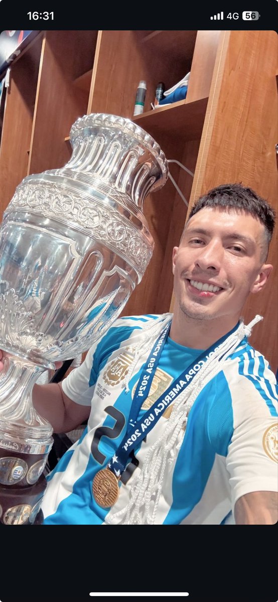 UtdDistrict's tweet photo. Best CB in the world ❤️ https://t.co/IPpsJzTKxA