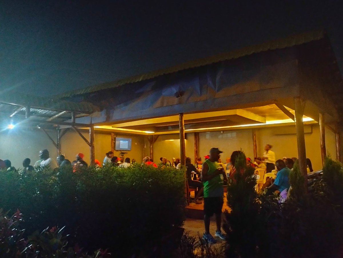 MoraaPlatos's tweet photo. Do you have an event, we have ample space for those private events such as Company parties, Family meet-ups, Birthdays, Baby showers and more.
Located: Kitintale next to Sir Apollo Kagwa Primary School
Call us or WhatsApp +256709904116
#MoraaPlatosRestarant #Venue #Kitintale https://t.co/1zXfeU7aK7