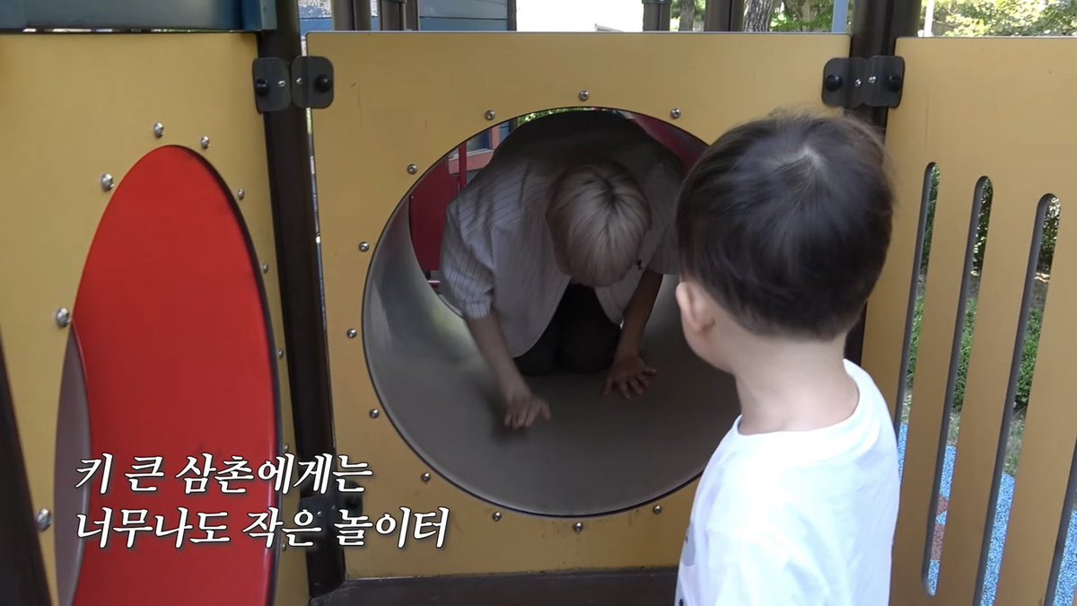 이 태하가어른스러워보이는사진은 뭐임
아웃겨